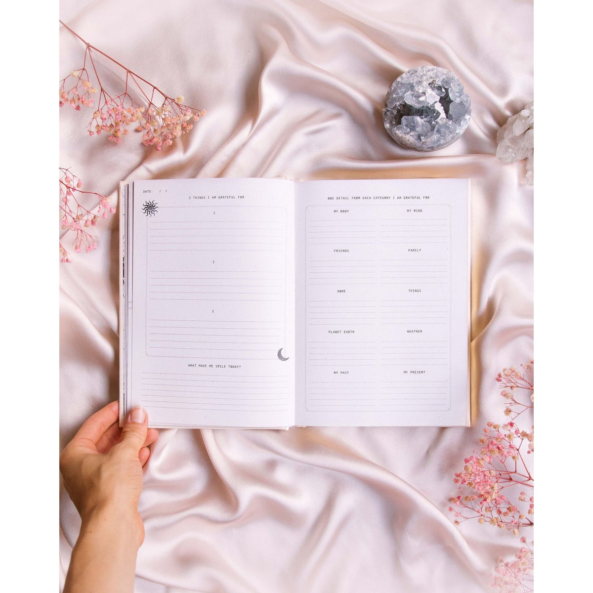 Dreamy Moons · Gratitude · Journal
